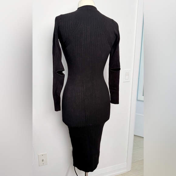 GUESS Ribbed Zip-Front Midi Dress – Black - Picture 6 of 9